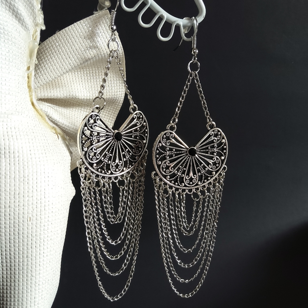 Peakoc Chain Drop Earrings Silver Tone